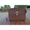 Miland Brown Carry Bag