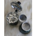 Berlinger Haus 2 Cups Aluminium Coffee Maker - emerald (broken handle)