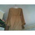 VINTAGE STUNNING  GOLDEN  METALIC MINI DRESS - SIZE 36 - VERY GOOD CONDITION