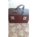 VANITY/COSMETIC CASE 1970`S WITH FULLY LINED RED INTERIOR - VINTAGE ITEM