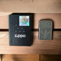 Stunning rare collectors Zippo lighter with the green leaf emblem with original casing