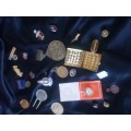 LOT OF MEDALS, CUFFLINKS AND VINTAGE PINS
