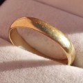 9CT YELLOW GOLD BAND