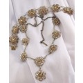 800-900 Silver Roses Necklace and Bracelet Set