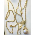 18ct Gold Vintage Cultured Pearl Pendant Set