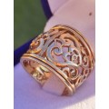 Heavy 9ct Gold Floral Cutwork Ring