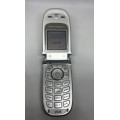 Retro Flip Phone - Motorola V220