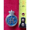 Original RAC `Royal Automobile Club membership` lapel badge / Pin from the 60s