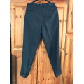 Roy Robson Men`s trouter/pants size 52,made in Italy.Will fit a slim man 187cm tall.