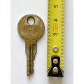 The Illinois Lock company Chicago USA Key vintgage lot 1, collectors item