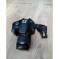 Canon 2000d slr camera