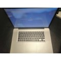Macbook Pro 17nch 500gb hdd 16gb ram i7