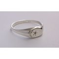 A FANTASTIC BIG SIZE SOLID STERLING SILVER RING WITH MOON AND STAR DECORATION....COOL !!!
