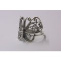 AN ABSOLUTELY GORGEOUS INTRICATELY DETAILED FILIGREE TYPE SOLID STERLING SILVER BUTTERFLY RING ..WOW