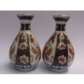 A BEAUTIFUL PAIR OF MINIATURE IMARI STYLED PORCELAIN VASES ....EXCELLENT CONDITION !!!