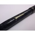 AN AWESOME VINTAGE CONWAY STEWART FOUNTAIN PEN WITH 14 CARAT GOLD NIB !!! 14 CT !!!