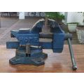 A VERY USEFUL VERY STURDY VERY HEAVY VERY GOOD QUALITY VINTAGE HOME HOBBY VICE