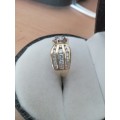 18ct Yellow Gold And Diamond Ring - (5.4g)