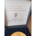 Large Commemorative Gold Plated Medallion Of The Dismantling Of The Iron Curtain And Berlin Wall