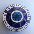 S.A R. Railway 5-Year Safety badge (sterling silver hallmarking) + 9 x SA Road Safety pin badges