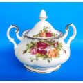 Royal Albert " Old Country Roses " Two Handled Lidded Sugar Bowl - Made In England