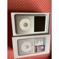 Silver iPod Classic 160GB 7th generation Great condition *box and papers*