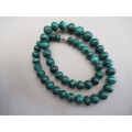 Stunning Authentic Malachite neckiace  52 Hand polished round beads 47 cm