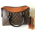 Louis Vuitton Handbag! Perfect Christmas Gift