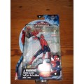 Different Spiderman collectables, figurine/trading cards