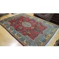 Very Fine Persian Qom Carpet 210cm x 150cm Hand Knotted