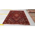 Persian Bakhtiary Carpet 213cm x 160cm Hand Knotted