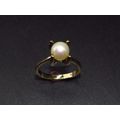 Sturdy Cultured Pearl Ring in 9ct yellow gold