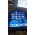 APPLE IPAD2 |9.70 INCH| 32GB | WiFi & 3G| SPACE GREY | * IPAD 2**9.70-inch ***EXCELLENT CONDITION***