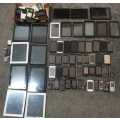 40X MOBILES**6X I0 INCH APPLE IPADS**2X10 INCH SAMSUNG TABLETS**9X 7INCH MIX TABLETS**WOW*SEE DESCRP