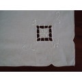 Crisp pristine White tea cloth/overlay with cut work corner 41cmx39.5cm - Unused VGC
