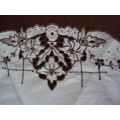 Impressive Madeira cut work round tablecloth 55cm diam - vintage Unused VGC