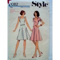 Vintage 1970's STYLE 1082 ladies dress Size 12 (87cm bust) - cut pattern, env wear & tear