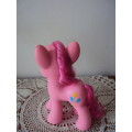 Hasbro 2013 MY LITTLE PONY pink pretty pony lush thick mane & tail 21.5cm tall  preloved