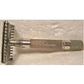 VINTAGE GILLETTE SAFETY RAZOR IN ORIGINAL METAL BOX WITH BLADES IN GOOD USED CONDITION