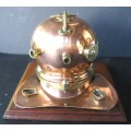 S.A. NAVY PRESENTATION DIVING HELMET WITH PLAQUE `NICO SNYMAN FROM CENTRAL DIVING SCHOOL MARCH 1985`