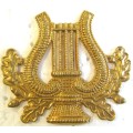 S.A. ARMY BAND GILDING METAL MUSICIAN BREAST BADGE WITH PINS IN GOOD CONDITION