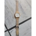 MENS CASIO MTP-1065 GOLD PLATED WATCH IN EXCELLENT WORKING CONDITION