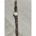 LADIES GOLD PLATED PULSAR WATCH IN EXCELLENT WORKING CONDITION