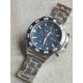 BIG AND BOLD MENS WATCH IN EXCELLENT WORKING CONDITION