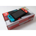 Nintendo Switch Console v2 - Neon Blue/Neon Red, great condition, IN THE BOX!!!!!!