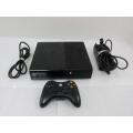 XBOX 360 ELITE CONSOLE (4GB) 1CONTROLLER AND CABLES - GREAT DEAL