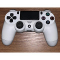 ps4 wireless controller V2 White (great condition)- GREAT DEALS!!