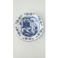 DELFT HOLLAND `THE LACE MAKER` SMALL PLATE