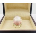 BEAUTIFUL NATURAL PINK MOTHER OF PEARL SILVER RING