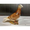 STRIKING AND BEAUTIFULLY CRAFTED BESWICK PORCELAIN PIGEON FIGURINE